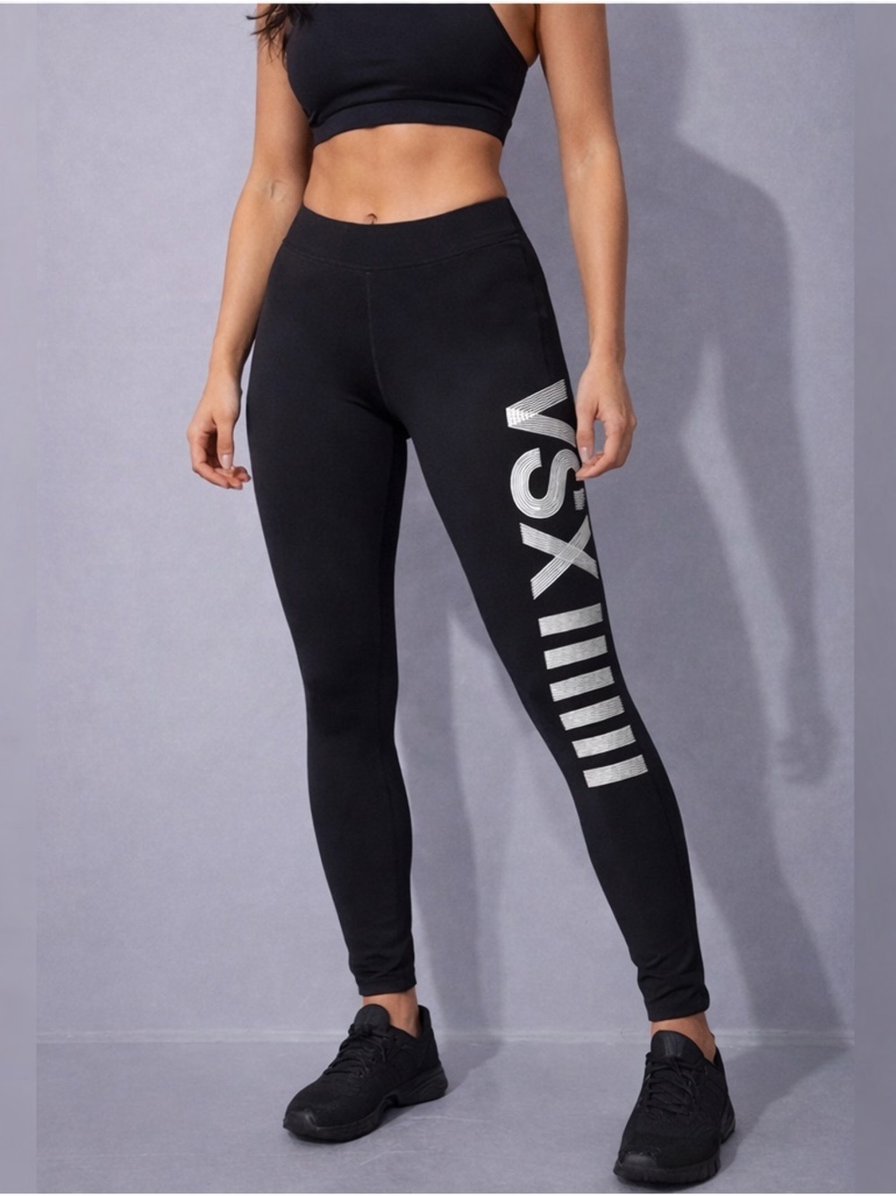 VICTORIA’S SECRET VSX Sport Knockout Tights Leggings Black Yoga Pants Size Small